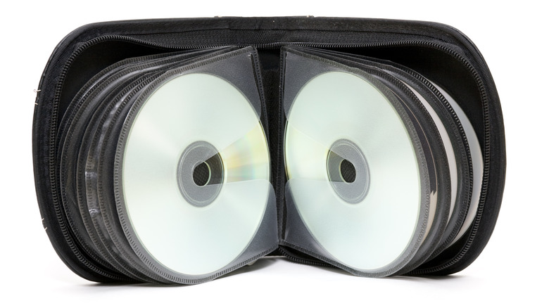 cd wallet with blank discs