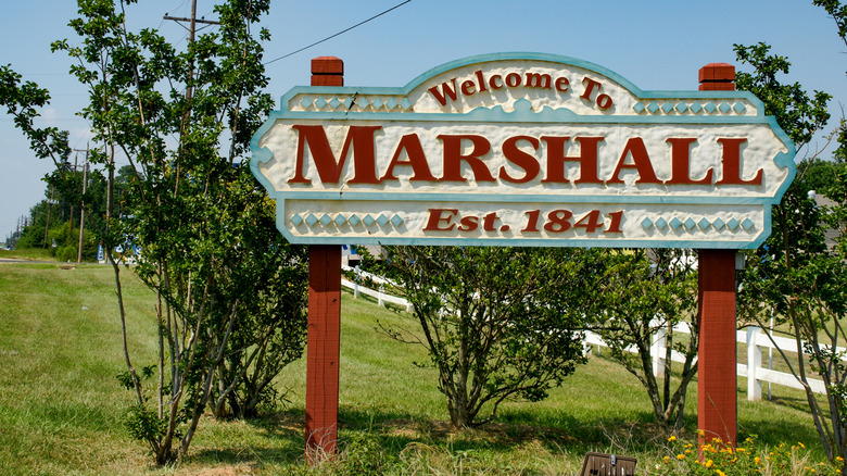 marshall texas city sign