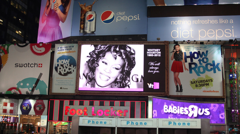 Tribute to Whitney Houston in time square