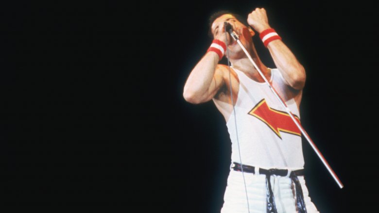 Freddie Mercury singing