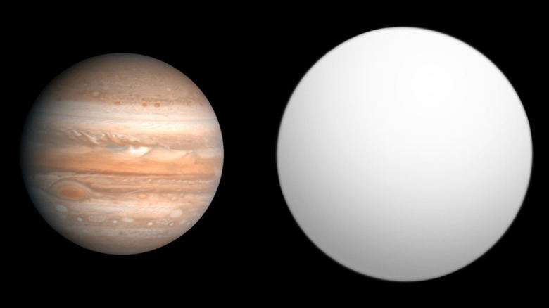 TrES-2b size compared to Jupiter