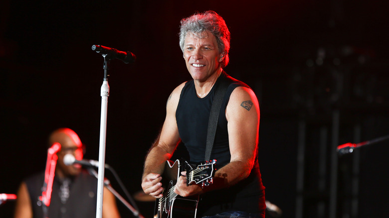 jon bon jovi on stage