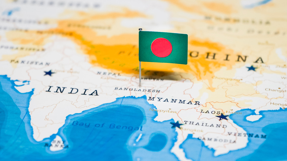 Map and flag of Bangladesh