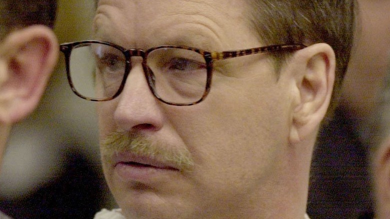 Gary Ridgway looking to side