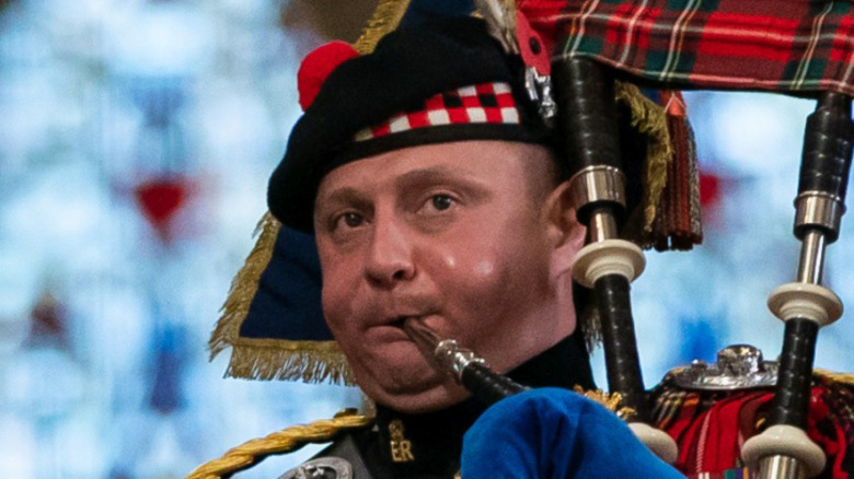 Queen's Piper in Westminster Abbey