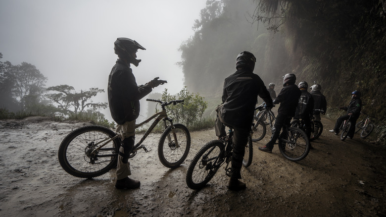 Yungas Road bicyclists