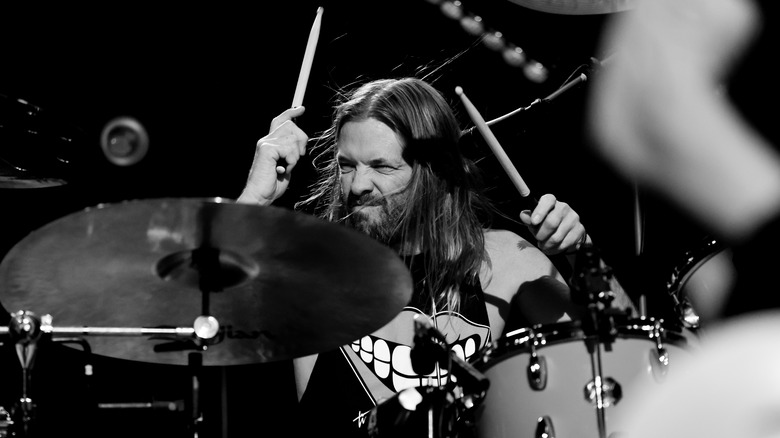 Taylor Hawkins playing the drums