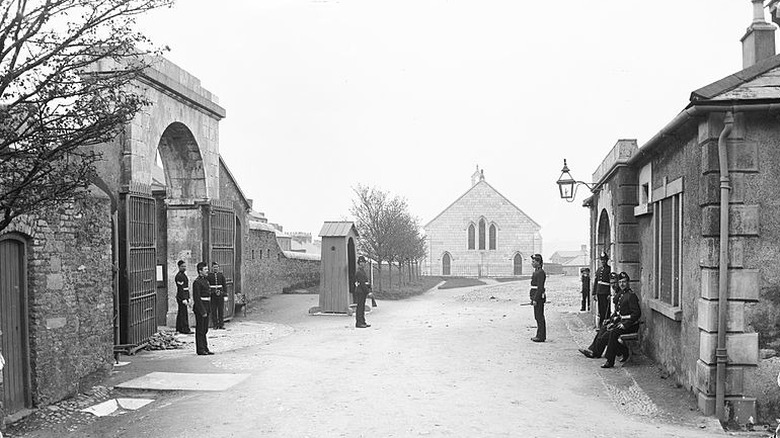 Victoria Barracks with officers outside