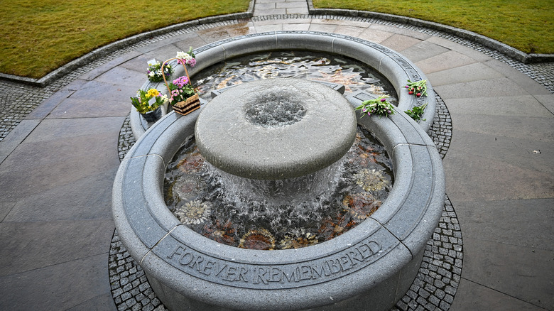 Dunblane Massacre memorial 