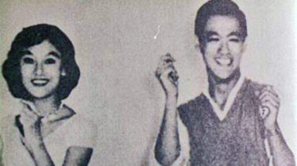 Bruce Lee dances the cha-cha in 1958
