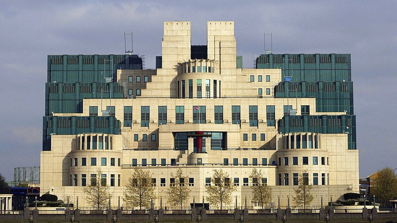 Sun shines on MI6 headquarters