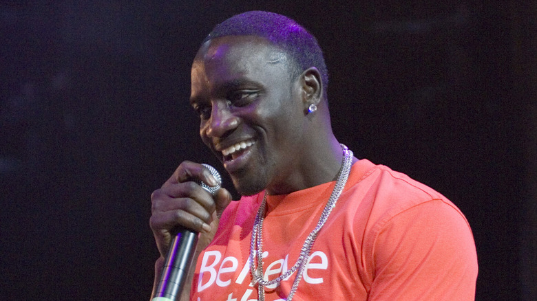 Akon singing