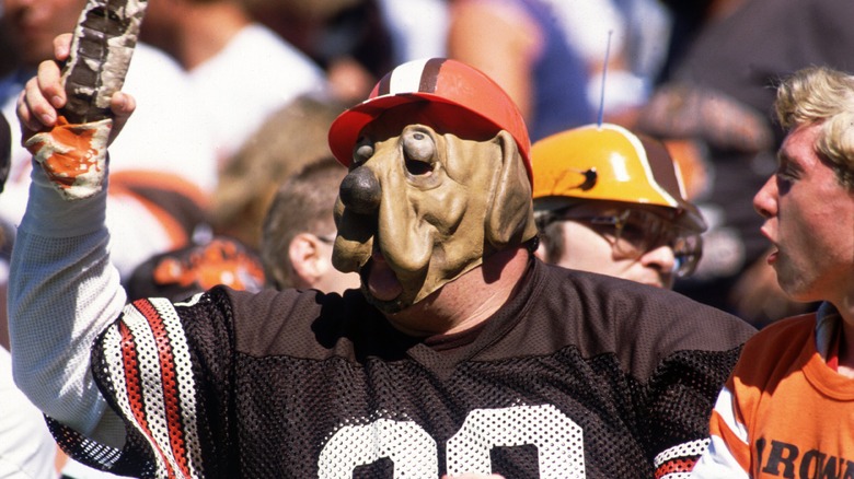 Angry Cleveland Browns fans 1989