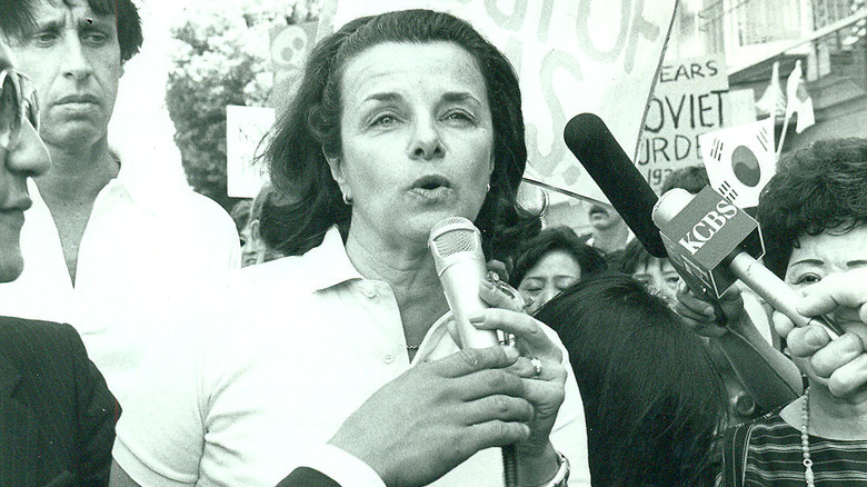 Dianne Feinstein speaking San Francisco rally