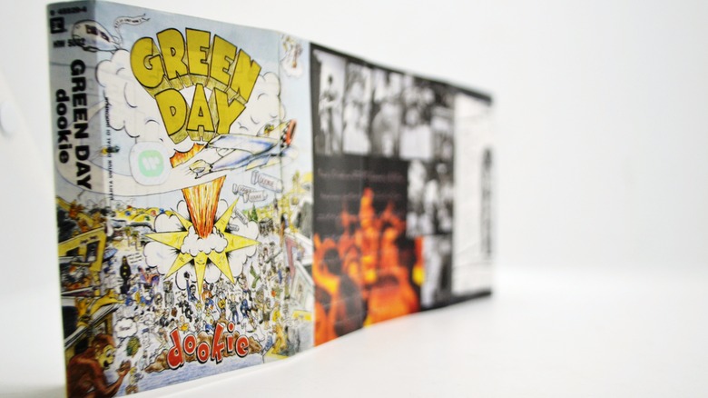 Cassette sleeve cover art Green Day "Dookie"