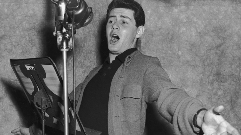 Eddie Fisher singing