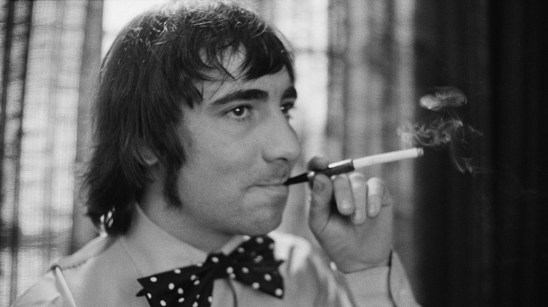 Keith Moon smoking