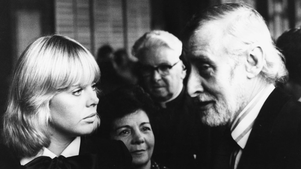 Britt Ekland with Spike Milligan at Peter Sellers's funeral