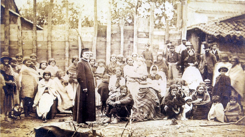 Paraguayan refugees brazilian priest glasses