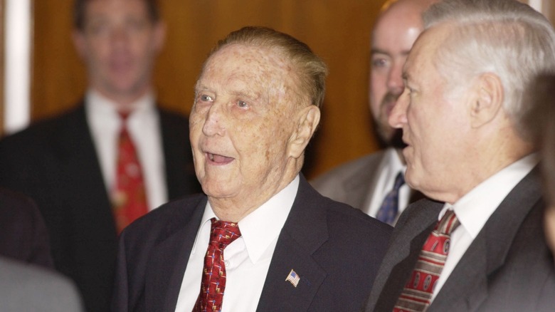 Strom Thurmond in a suit with other men