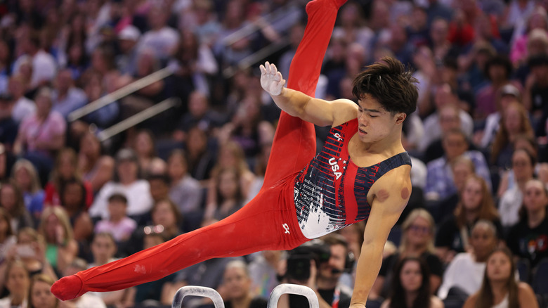 Asher Hong competes on pommel horse