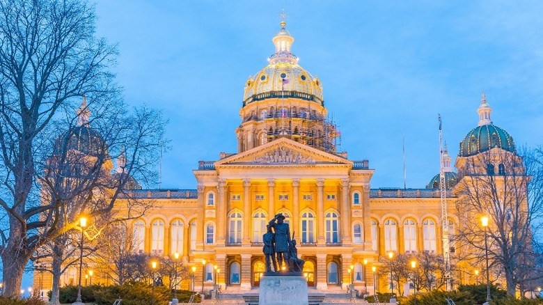 Iowa state capital building