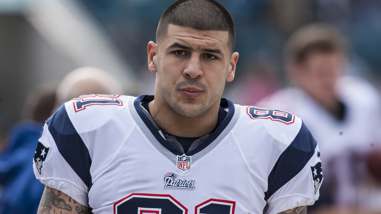 aaron hernandez on the sidelines new england patriots