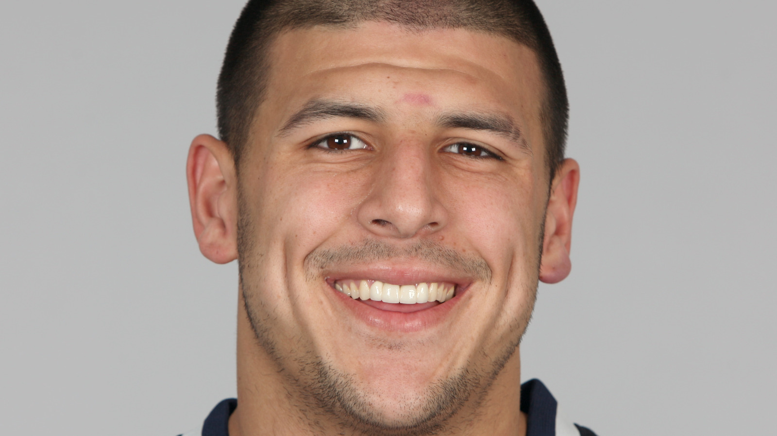 What Aaron Hernandez S Life In Prison Was Really Like