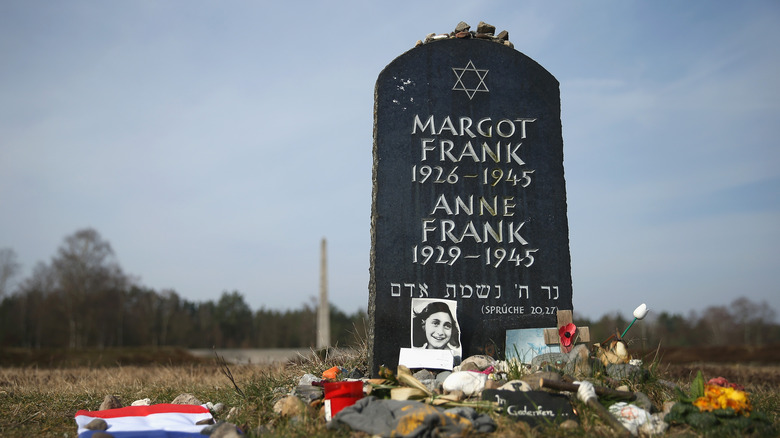 frank family grave