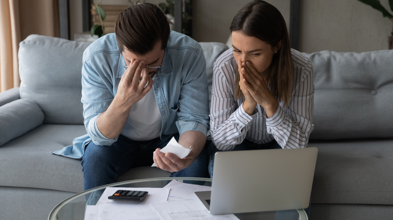 married millennial couple financial problems