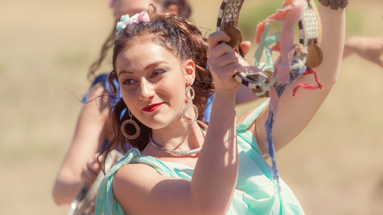 girl dancing in greek style