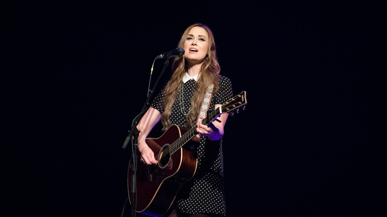 Katie Cole opening for Smashing Pumpkins in 2014