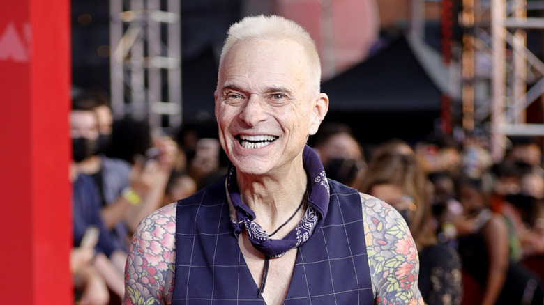 david lee roth smiling at 2021 mtv video music awards