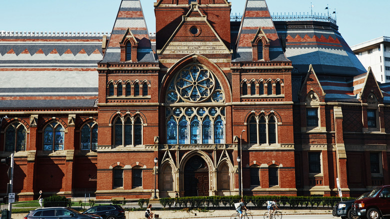 memorial hall Harvard university campus