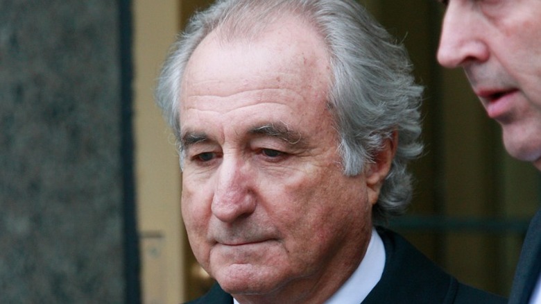 Bernie Madoff leaves court in 2009