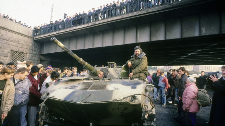 Russian tank, 1993 crisis