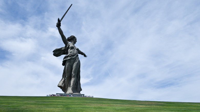 The Motherland Calls statue