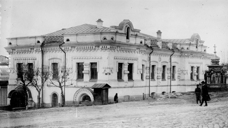 Ipatiev house black and white