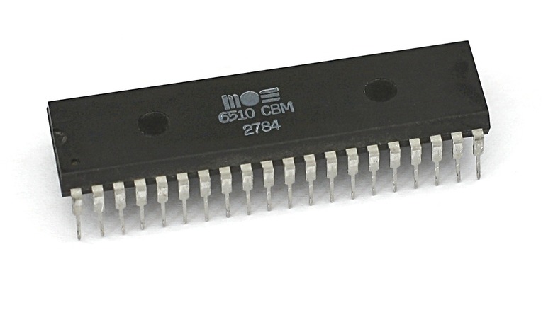 MOS 6502 microchip