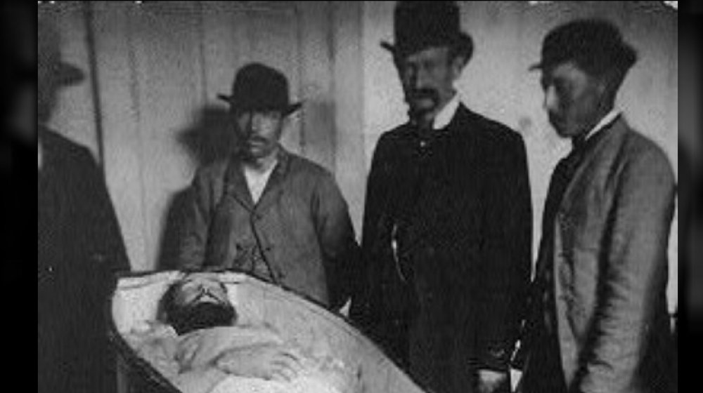 Jesse James in his coffin