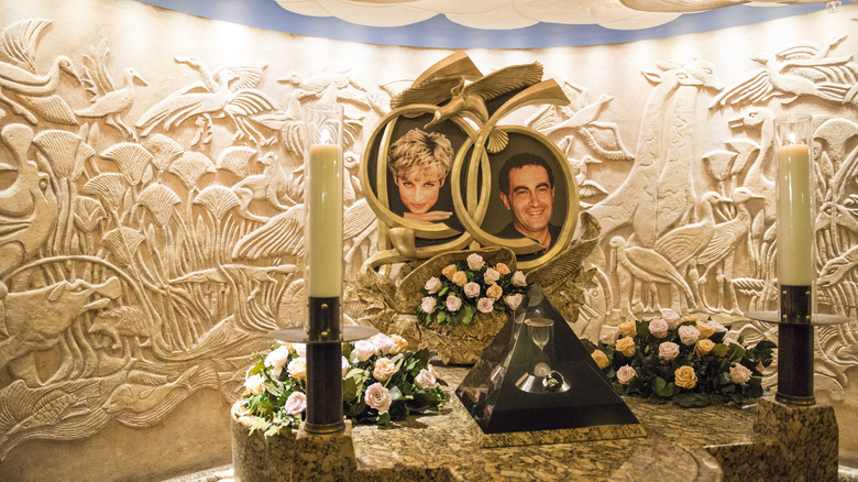 Memorial for Diana and Fayed