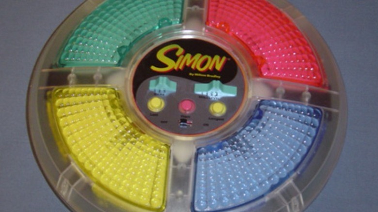Rereleased Simon game, circa 2005