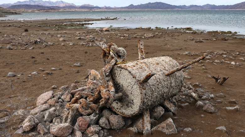 Old anchor Lake Mead