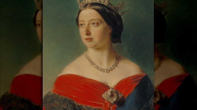 Queen Victoria wears the Kohinoor Diamond