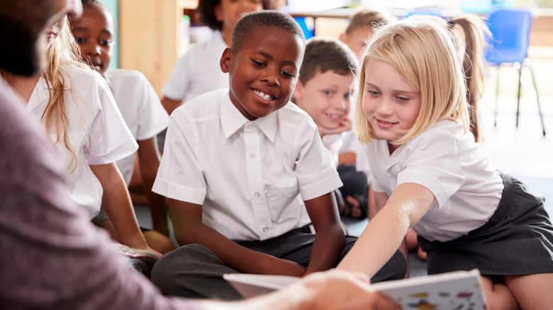 Kids reading in school