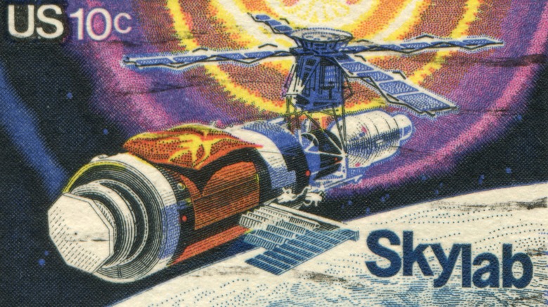 art of skylab in space