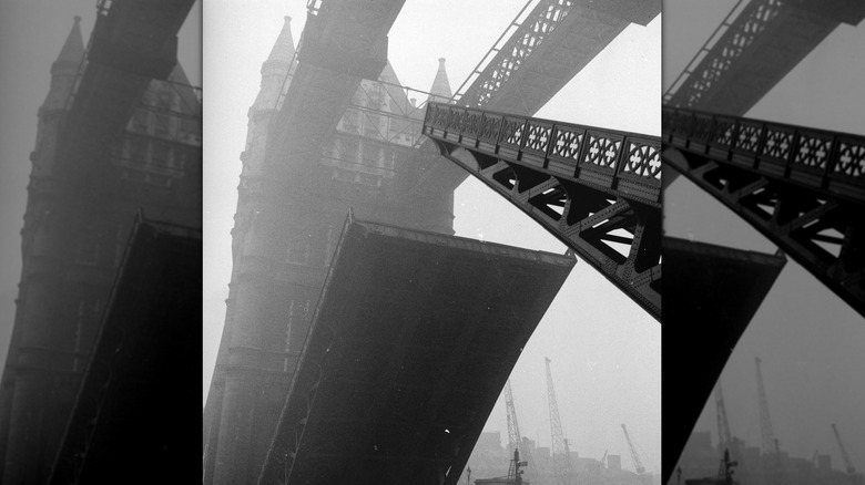 Tower Bridge lowered in London fog