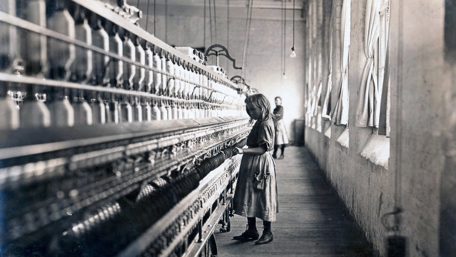 industrial revolution factories working conditions