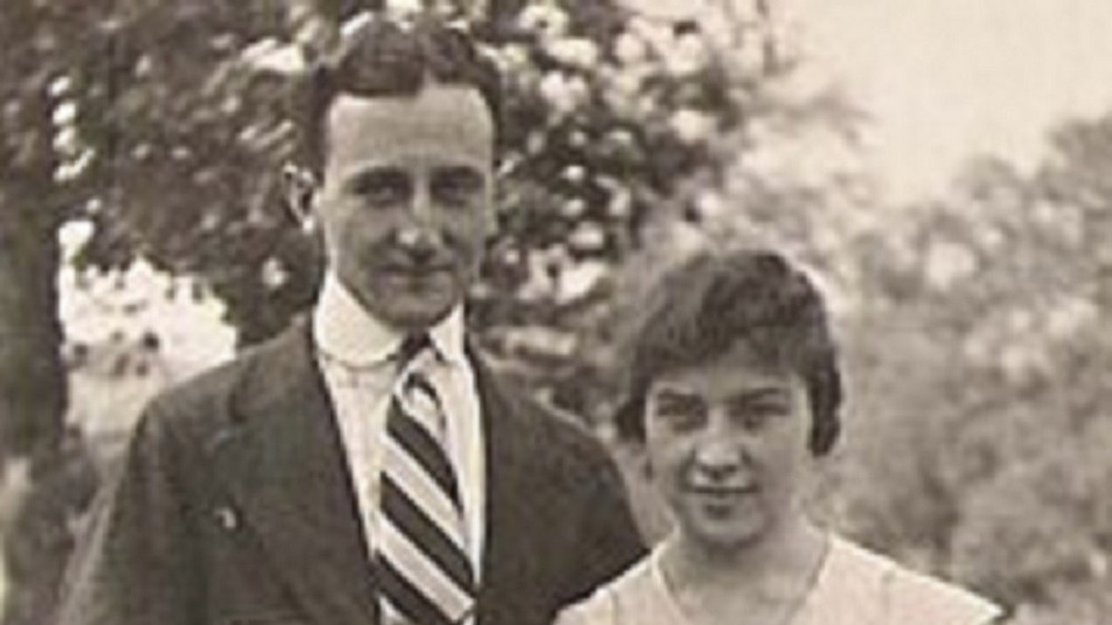 Cropped photo of William and Elizebeth Friedman from 1917