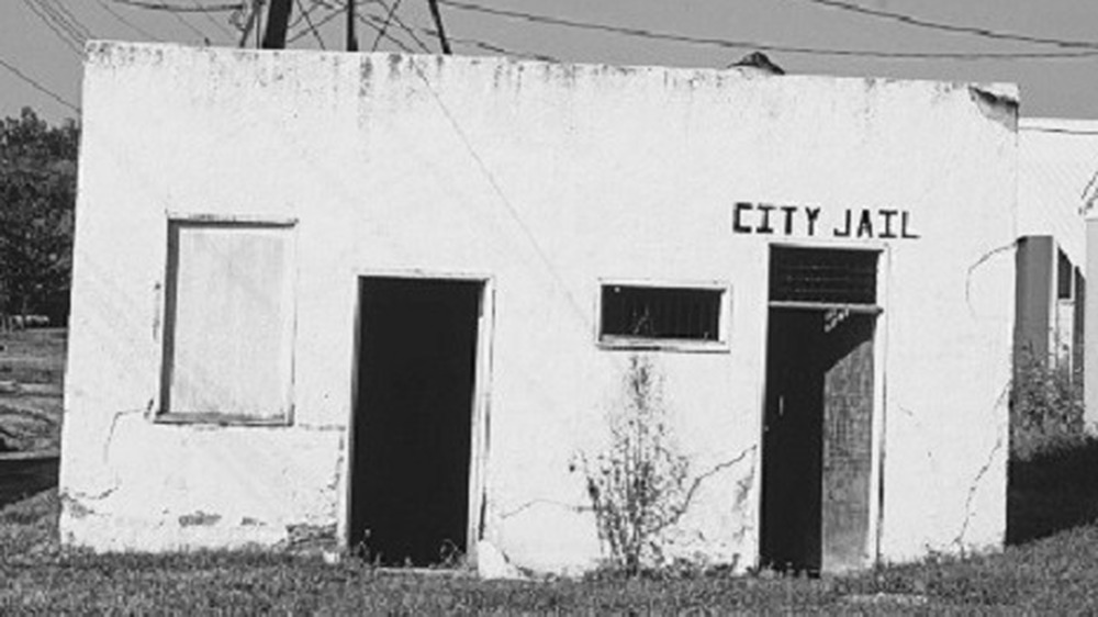 remains of City Jail, Frederick, SD